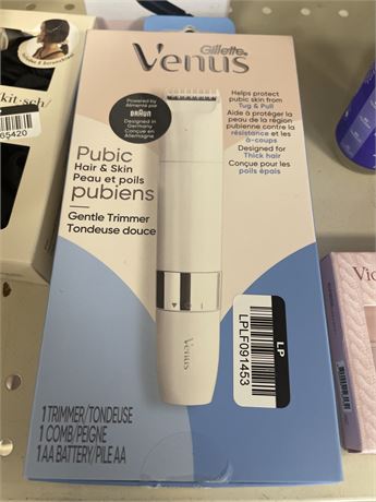 Venus for Pubic Hair & Skin Gentle Trimmer + 1 Attachment Comb - 2pk